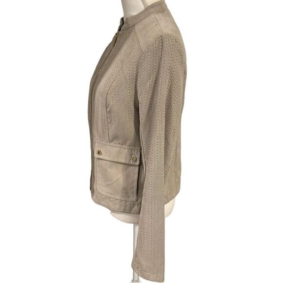 ✨Kenneth Cole Reaction Suede Laser Cut Jacket✨ - Picture 2 of 5
